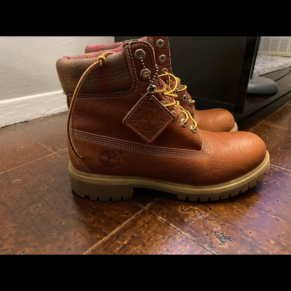 Timberland - Picture 3 of 5